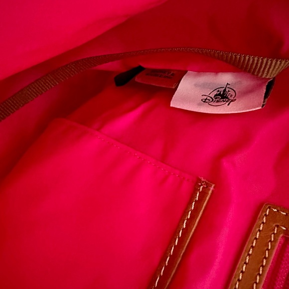 Disney Dooney & Bourke Epcot International Flower & Garden Festival  2021 Tote - Picture 7 of 10